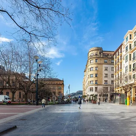 Boulevard 26 * San Sebastián